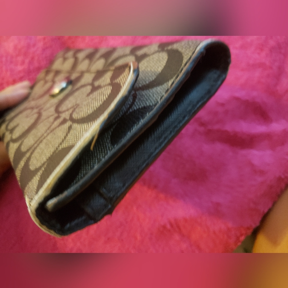 Coach Wallet - Picture 9 of 12